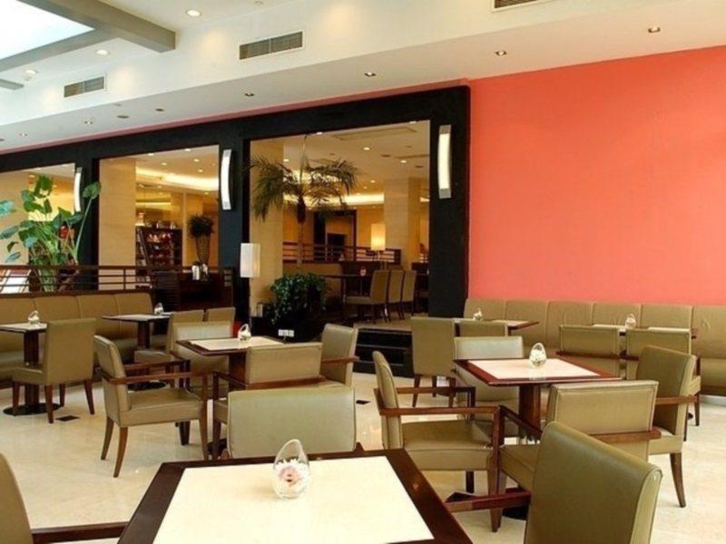 Hotel Rui Tai Hongqiao 4*